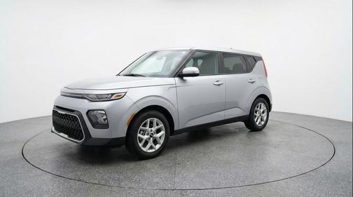 Steel Gray 2025 Kia Soul LX