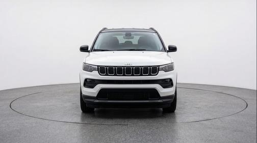 Bright White Clearcoat 2025 Jeep Compass Limited