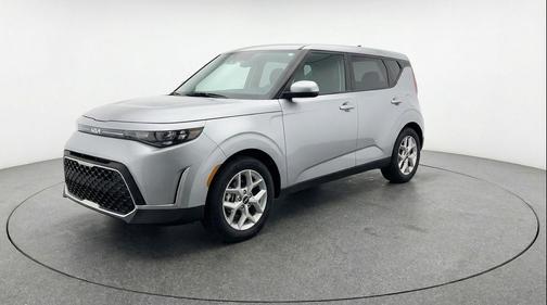 Steel Gray 2025 Kia Soul LX