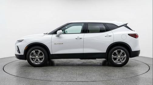 Summit White 2025 Chevrolet Blazer 2LT