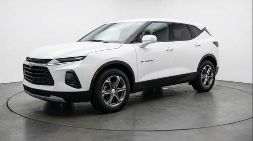 Summit White 2025 Chevrolet Blazer 2LT