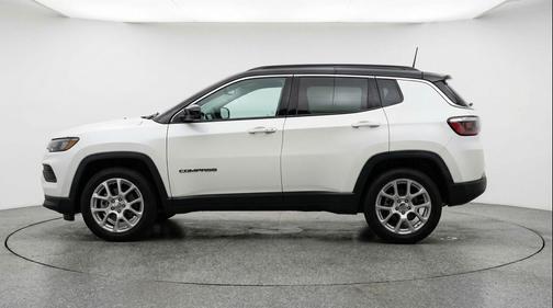 Bright White Clearcoat 2025 Jeep Compass Limited