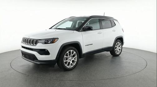 Bright White Clearcoat 2025 Jeep Compass Limited