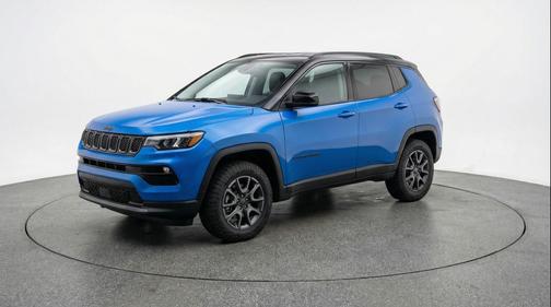 Hydro Blue Pearlcoat 2025 Jeep Compass Trailhawk