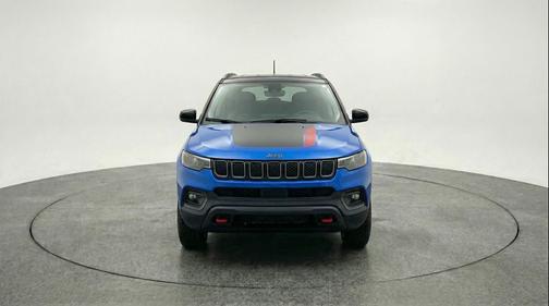 Hydro Blue Pearlcoat 2025 Jeep Compass Trailhawk