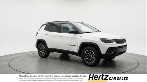 Bright White Clearcoat 2025 Jeep Compass Trailhawk