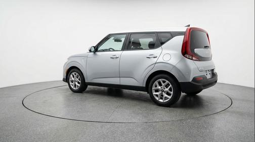 Steel Gray 2025 Kia Soul LX