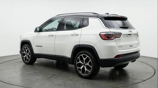 Bright White Clearcoat 2025 Jeep Compass Limited