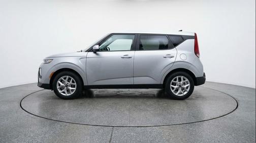Steel Gray 2025 Kia Soul LX