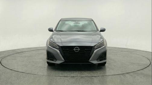 Gun Metallic 2025 Nissan Altima SV FWD