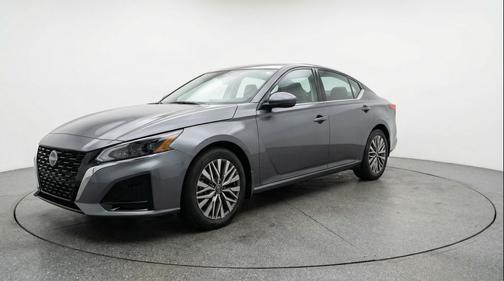 Gun Metallic 2025 Nissan Altima SV FWD