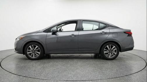 Gun Metallic 2025 Nissan Versa 1.6 SV