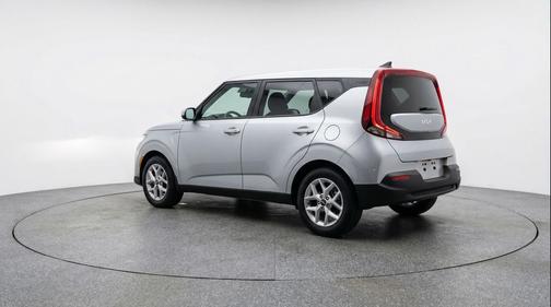 Steel Gray 2025 Kia Soul LX