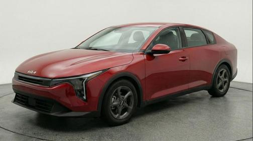Currant Red 2025 Kia K4 LXS