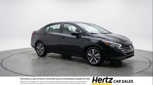 Super Black 2025 Nissan Versa 1.6 SV