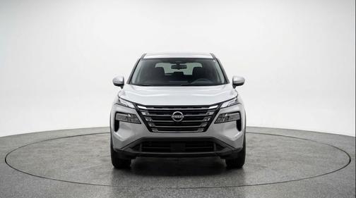 Brilliant Silver Metallic 2025 Nissan Rogue SV