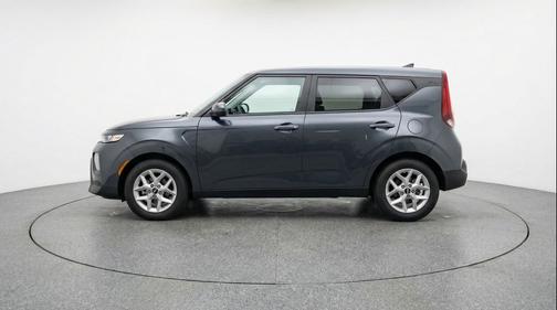 Gravity Gray 2025 Kia Soul LX