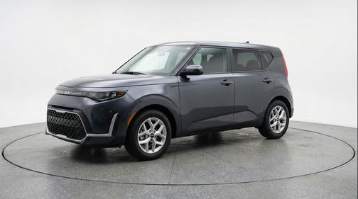 Gravity Gray 2025 Kia Soul LX