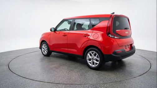 Inferno Red 2025 Kia Soul LX