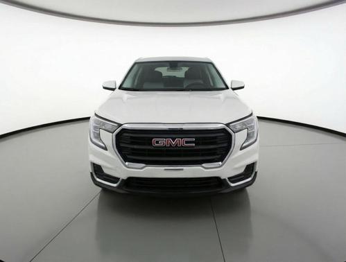 Summit White 2024 GMC Terrain SLE