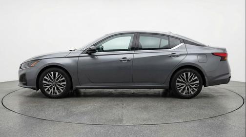Gun Metallic 2025 Nissan Altima SV FWD