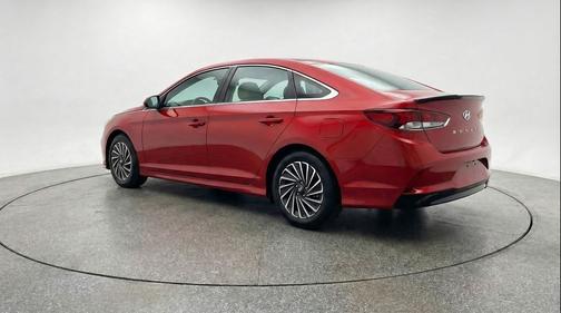 Ultimate red 2025 Hyundai SONATA Hybrid SE