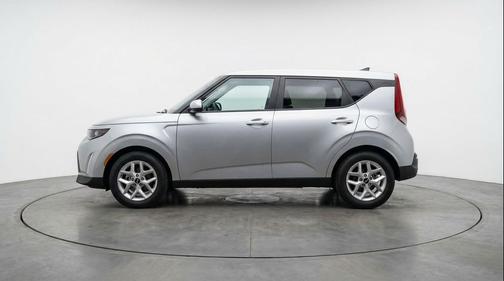 Steel Gray 2025 Kia Soul LX