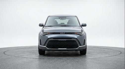 Gravity Gray 2025 Kia Soul LX