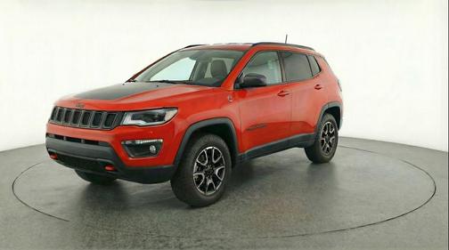 Red Hot Pearlcoat 2025 Jeep Compass Trailhawk