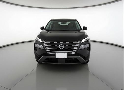 Super Black 2025 Nissan Rogue SV