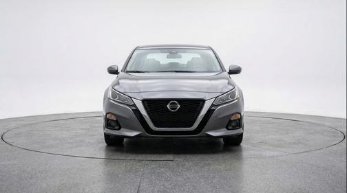 Gun Metallic 2025 Nissan Altima SV FWD