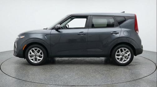 Gravity Gray 2025 Kia Soul LX