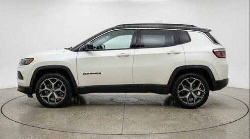 Bright White Clearcoat 2025 Jeep Compass Limited