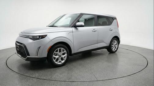 Steel Gray 2025 Kia Soul LX