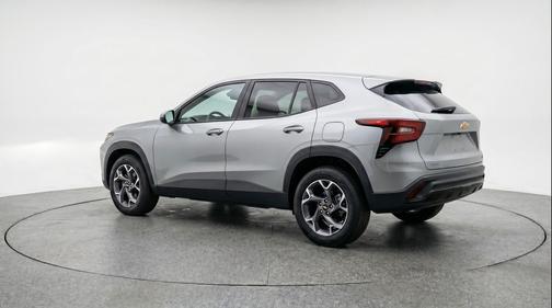 Sterling Gray Metallic 2025 Chevrolet Trax LT