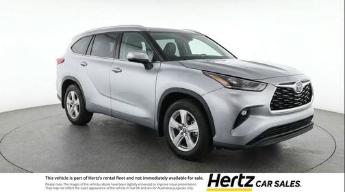 Celestial Silver Metallic 2025 Toyota Highlander LE