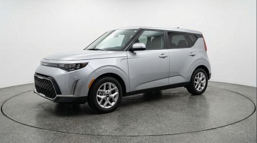 Steel Gray 2025 Kia Soul LX