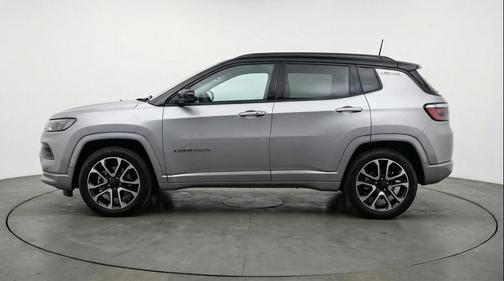Silver Zynith Metallic Clearcoat 2025 Jeep Compass Limited