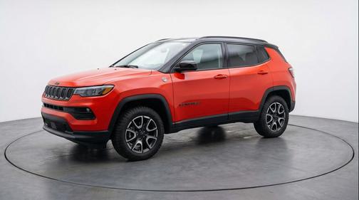Red Hot Pearlcoat 2025 Jeep Compass Trailhawk