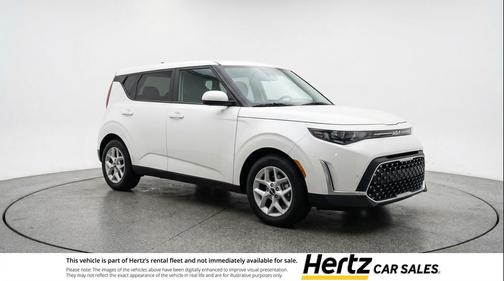 Snow White Pearl 2025 Kia Soul LX
