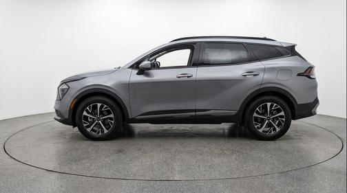 Everlasting Silver 2025 Kia Sportage LX