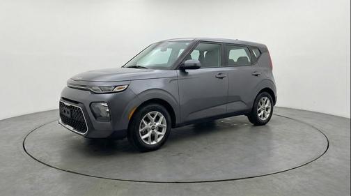 Gravity Gray 2025 Kia Soul LX