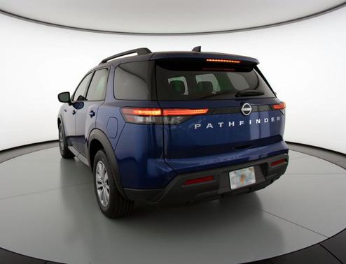 Deep Ocean Blue Pearl 2025 Nissan Pathfinder SV FWD