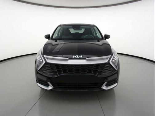 Ebony Black 2025 Kia Sportage LX