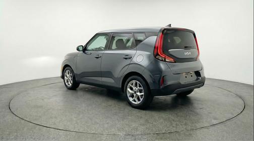 Gravity Gray 2025 Kia Soul LX