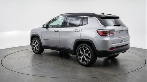 Silver Zynith Metallic Clearcoat 2025 Jeep Compass Limited