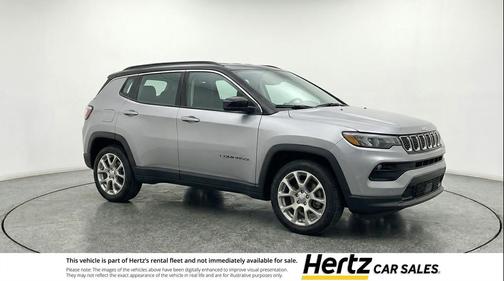 Silver Zynith Metallic Clearcoat 2025 Jeep Compass Limited