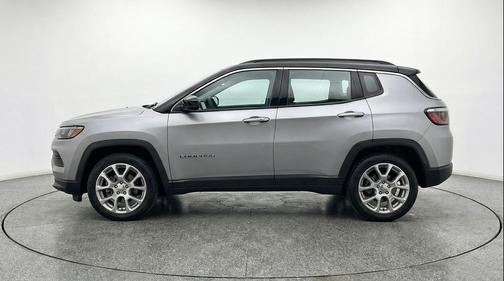 Silver Zynith Metallic Clearcoat 2025 Jeep Compass Limited