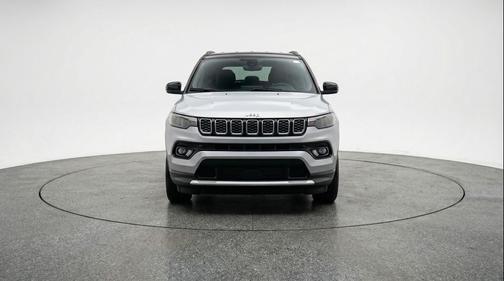 Silver Zynith Metallic Clearcoat 2025 Jeep Compass Limited