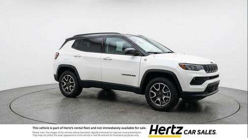 Bright White Clearcoat 2025 Jeep Compass Trailhawk